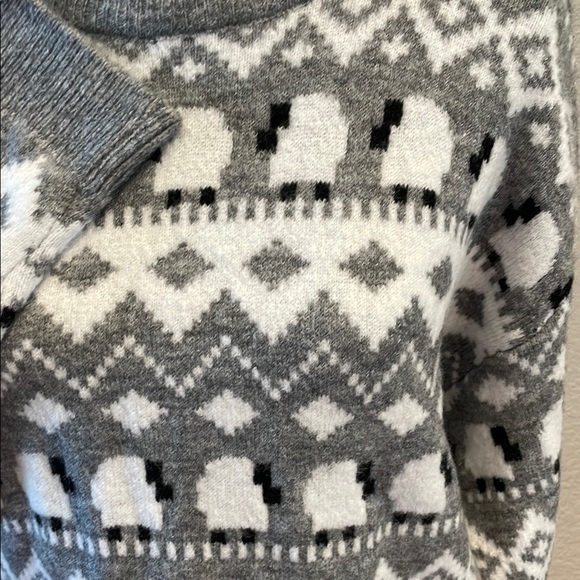 Gray and White Crewneck Sweater with Nordic Patterns - Picture 2 of 5